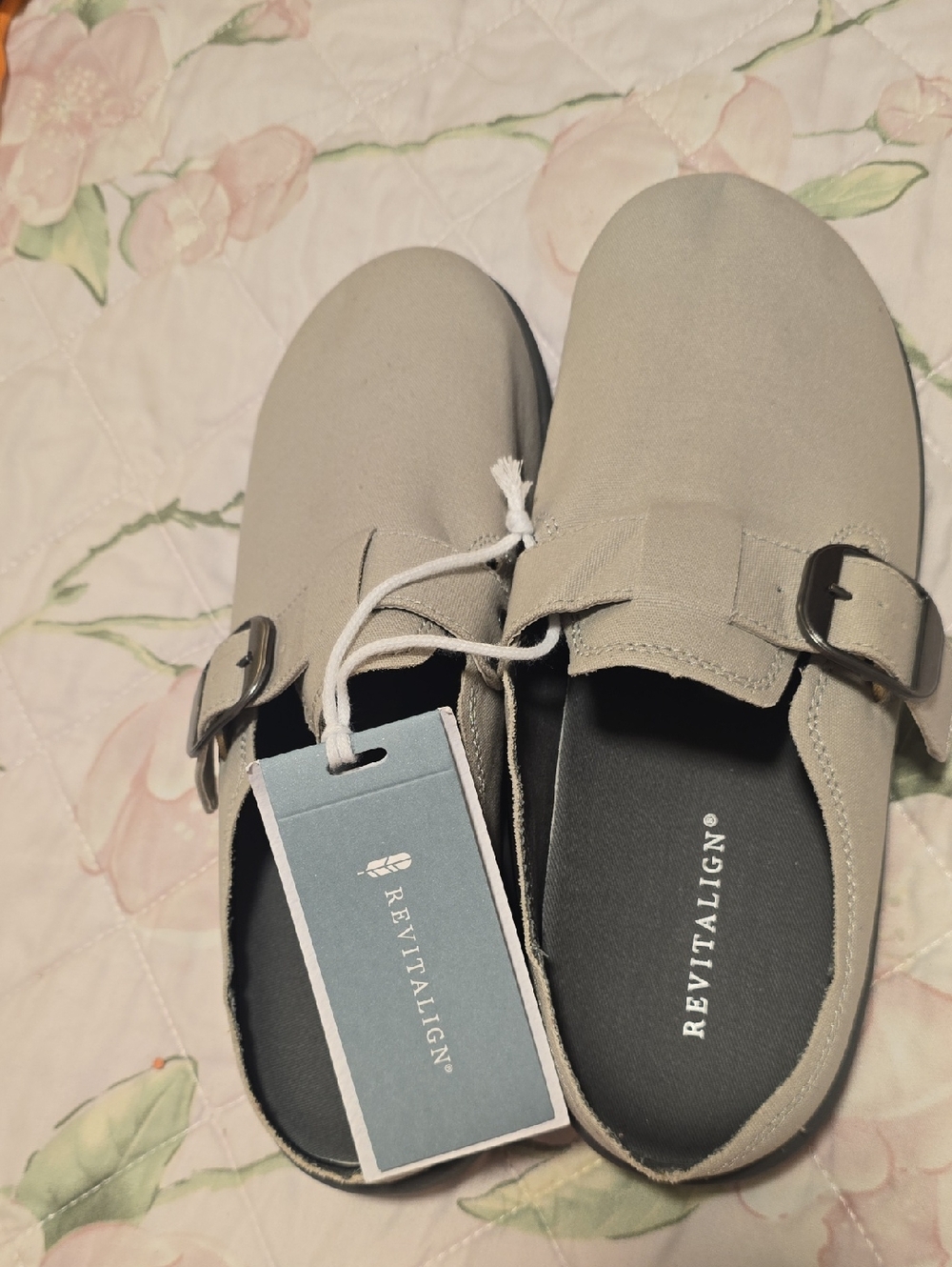 REVITALIGN Textile Slip-On Clogs in Light Gray with Black Insole  Solaire
